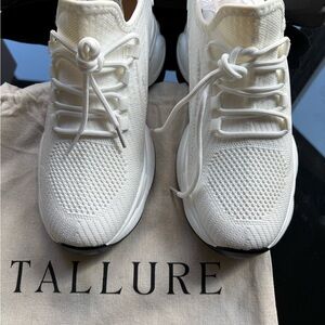 Tallure Women's White Sneakers